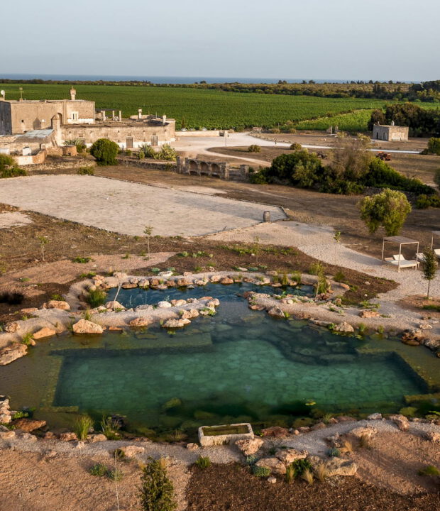 Biopiscina della Masseria Cuturi in Puglia
